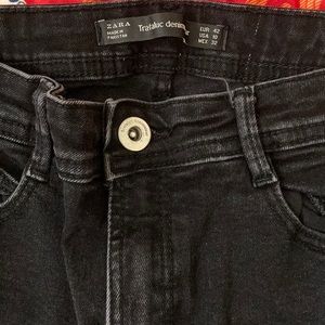 Black Zara trafaluc denim jeans